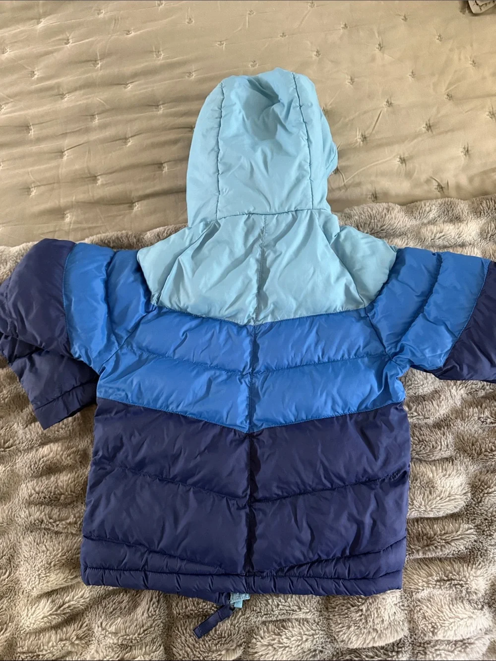 32 degrees Kids Colorblock Puffer Jacket - Light Blue & Blue